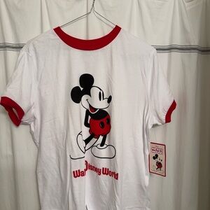 Disney World nwt Women’s XL Mickey Mouse White and Red Ringer T-Shirt